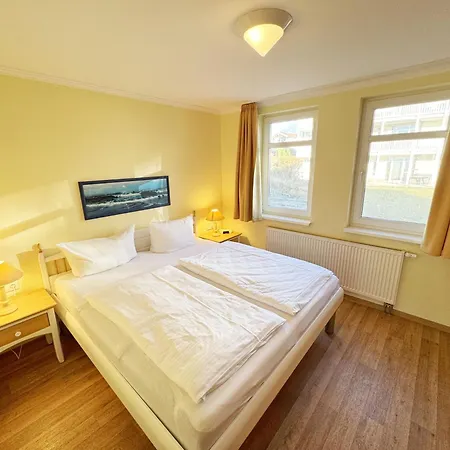 Haus Greifswalder Bodden - Whg 06 아파트